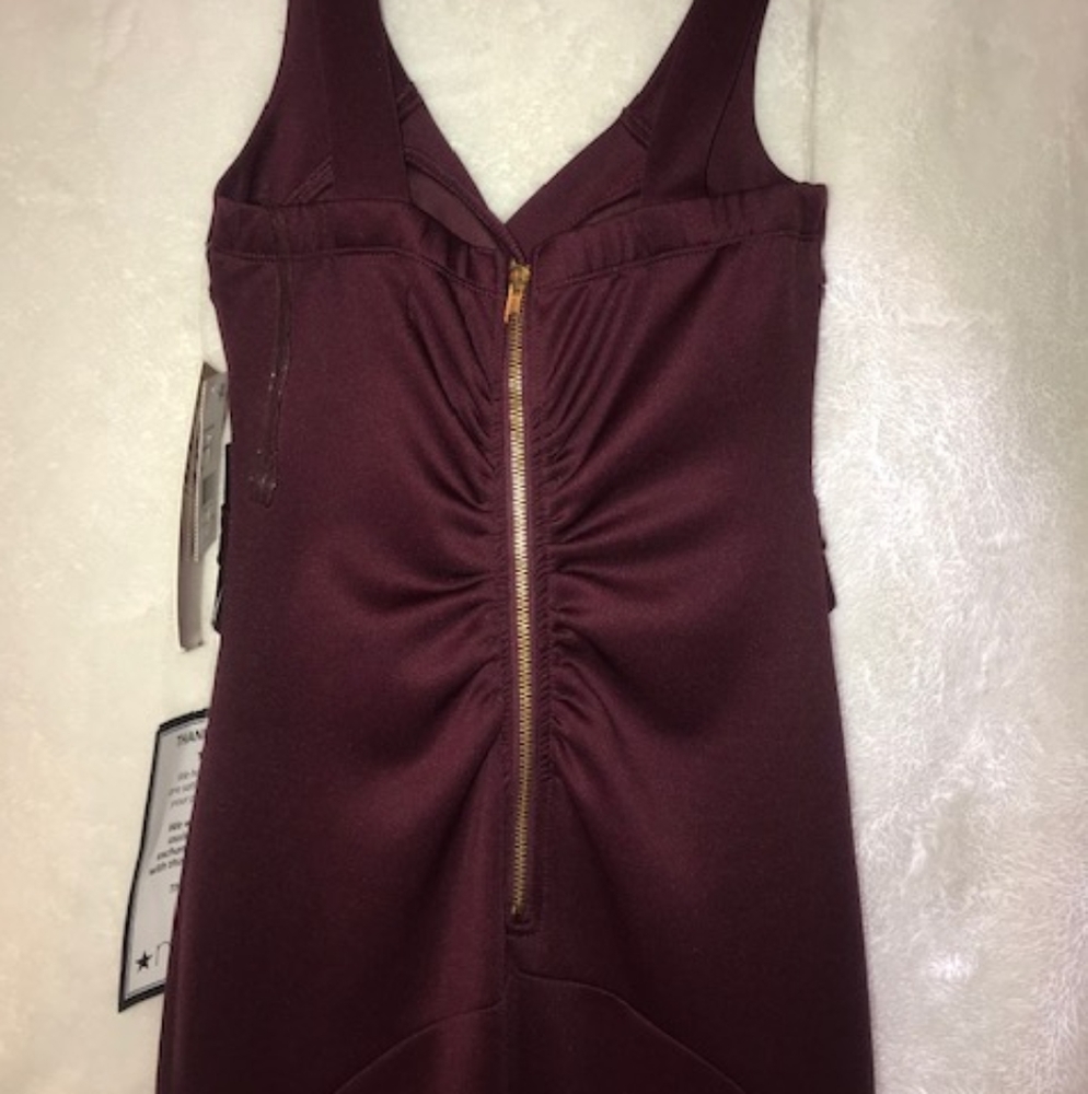 Dress - Picture 2 of 6
